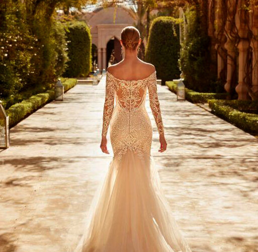 brautkleid mit überrock
